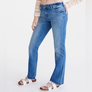 Aeropostale Mid-Rise Bootcut Jean